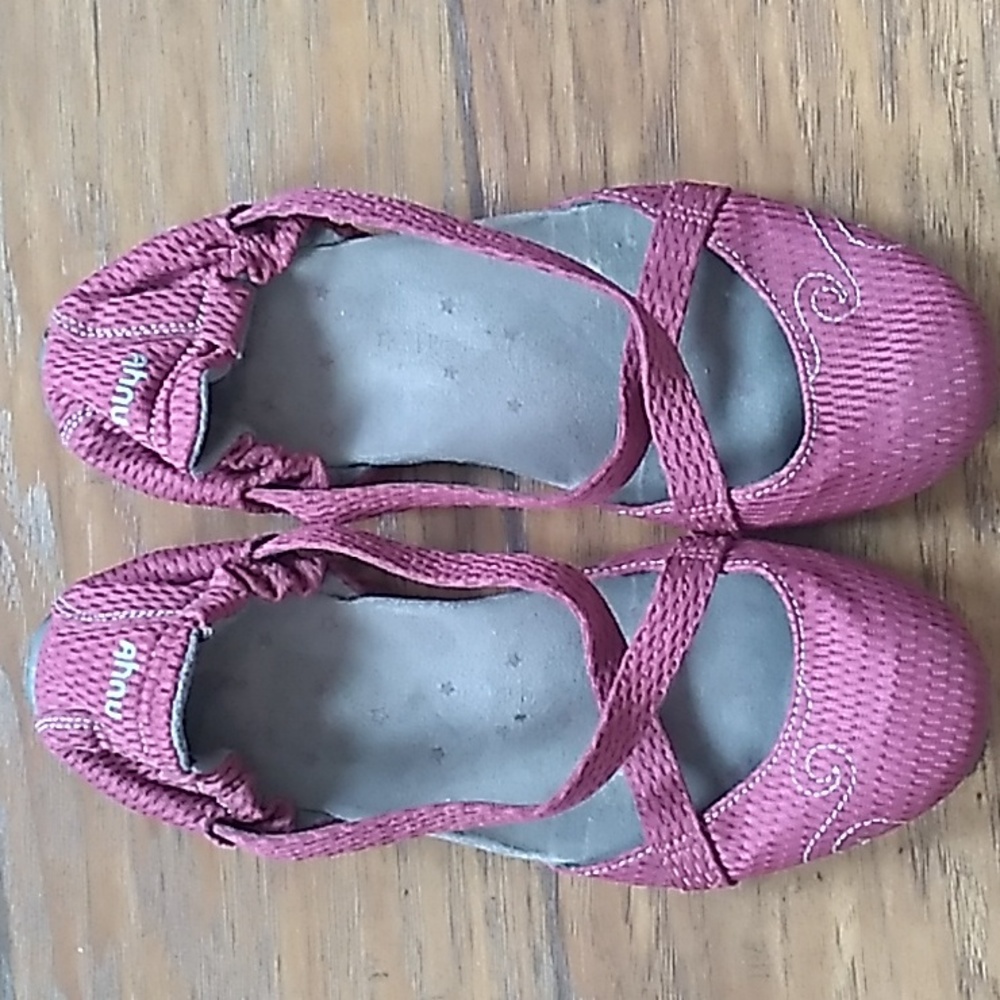 Ahnu Women's 7 Karma Flats Mary Jane Slip on Shoes